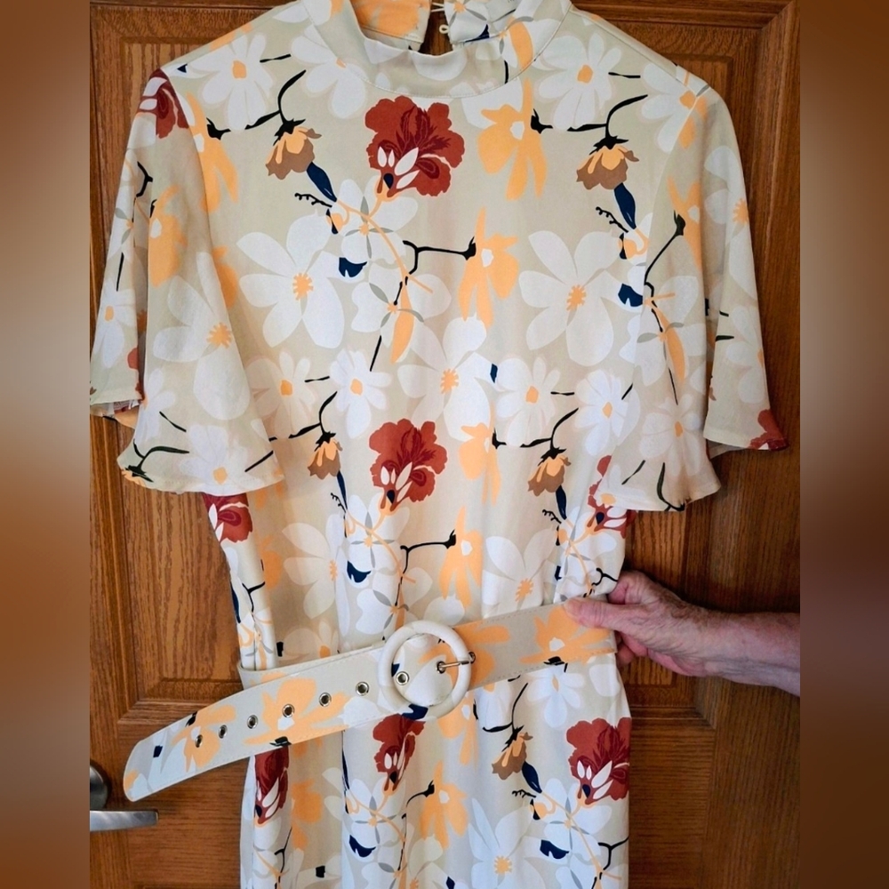 HENLY NWT Ladies Floral/Summer Midi (Belt Optional) Short Sleeve Dress